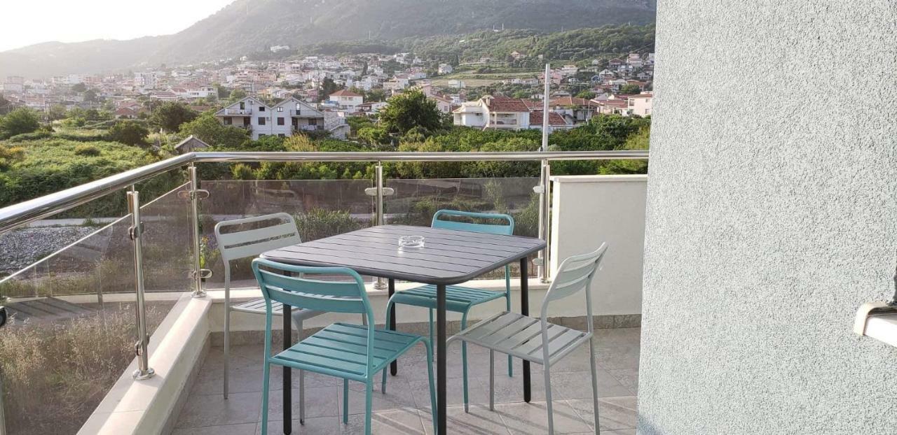 Apartmani Suncokreti - Sunflower Apartments Bar Bagian luar foto